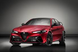 Alfa Romeo Giulia Gtam In 2020 Alfa Romeo Giulia Alfa Romeo Giulia Quadrifoglio Alfa Romeo