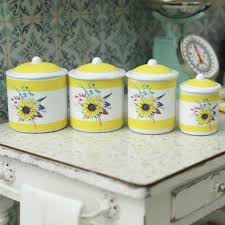 Store items and add a decorative touch with these kitchen canisters. 1 12 Scale Metal Kitchen Canisters For Dollhouse Miniatures