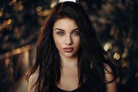 962 x 1347 jpeg 226 кб. Wallpaper Face Women Model Depth Of Field Long Hair Blue Eyes Brunette Bare Shoulders Black Hair Martin K Hn Fashion Bokeh Person Skin Emily F Tterer Head Supermodel Girl Beauty Smile