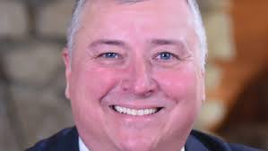 Householder wins 72nd race