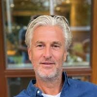 30+ "Leo Loo" profiles