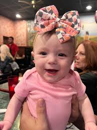 Does a cornucopia need a bow?