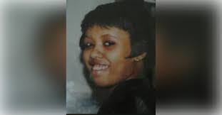 Cheryl Rawlings's Instagram, Twitter & Facebook