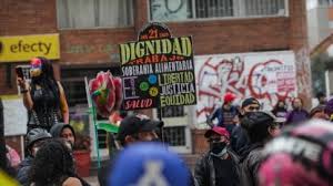 Las manifestaciones han continuado para exigir una economía más equitativa sin tantas desigualdades sociales, en una nación que durante años. Npmbrpkbbjag2m