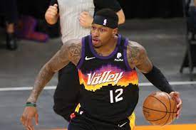 He is the current general manager for the phoenix suns. James Jones Just Keeps Winning On The Margins Bright Side Of The Sun