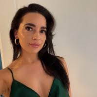 Emily Rust's Instagram, Twitter & Facebook