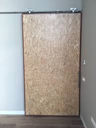 Sliding Barn Door Mwe Ironmongry Osb Boad Puertas De Granero Interiores Diseno De Puertas Modernas Puertas Correderas Madera
