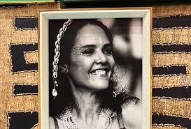 Agradecida, Doralice🪡🩵🧵e todas as costureiras que conheci. Agradeço o 10  do @jornalextra @zean.bravo 🩷 e também a autora chefe @csoutoh , a  produtora de elenco @daniciminelli, ao @borachico e ao diretor geral @