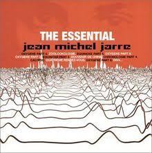 Essential Remastered Von Jean Michel Jarre Konserlerinde müziğiyle beraber muhteşem ışık oyunları, lazer ışıkları ve havai fişekler gibi görsel.