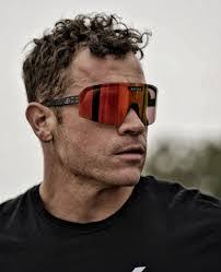 Kenneth Knighten's Instagram, Twitter & Facebook