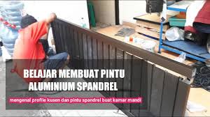 Setelah membersihkan pintu, jendela, dan kusen aluminum, anda perlu memolesnya untuk mengembalikan kilau asli aluminium tersebut. Bikin Sendiri Pintu Aluminium Spandrel Kamar Mandi Youtube