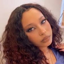 Mariah Lebron (@itsmariahlebron)