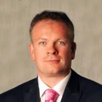 100+ perfiles de «Troy D»