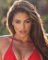 Maxim Australia Cover @maximmag ❤️ #MADRIDGLOW with my bb @kaylafitz3 .  Products: @lamer the concentrate @lamer eye cream @knesko amethyst eye mask  @embryolisseusa lait-crème primer . @hauslabs 250 foundation @makeupbymario  softscultp skin