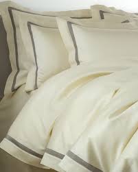 Postelnoe Bele Cristina Panna Yatak Odasi Yatak Ortuleri Yatak