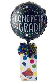 It comes in three bright colors kids will love. 2021 Graduation Gifts Candy Balloon Gift Set Him Or Her Seniors High School Kids Walmart Com Walmart Com
