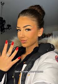 Wintry Nail Colors: Choosing the Perfect Dark Red