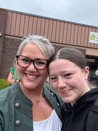 You wanna see a momma ugly cry?