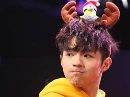 Ian Merry's Instagram, Twitter & Facebook