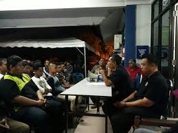 Myeg mobile (by myeg services berhad), virtual walkie talkie (by balai polis is currently available in the following countries: Aadk Tanah Merah Ø¯Ø± ØªÙˆÛŒÛŒØªØ± Program Perjumpaan Ketua Polis Daerah T Merah Bersama Okp Tempat Balai Polis Nibong T Merah Kehadiran 40 Org Okp Aadkmalaysia Https T Co Fcuuohpzmm