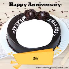 If you want to surprise your partner we have the best chocolate anniversary cake. Happy Anniversary Chocolate Cake With Name And Photo Cakedayphotoframes