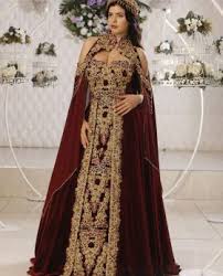 Pelerinli Tek Parca Bindalli Dunyanin Heryerinden Bindalli Ve Gelinlik Siparisi Verebilirsiniz Whatsapp 90 554 803 The Dress Stil Kiyafetler Balo Elbiseleri