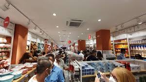 Meskipun ada beberapa cara yang bisa digunakan untuk melamar kerja ke alfamart seperti via pos atau jobfair, namun kami hanya akan memberikan tutorial. Miniso