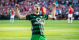 Voor het laatste nieuws, uitslagen, lotingen en achtergronden. Feyenoord Verslaat Az Met Duidelijke Cijfers En Wint 100ste Knvb Beker Voetbalprimeur Nl