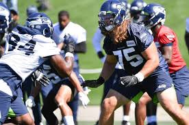 The seattle seahawks have released offensive lineman chad wheeler following his arrest last weekend during an investigation of domestic violence. Ex Seahawk Wheeler Accused Of Attacking Girlfriend In Kent Apartment Kent Reporter