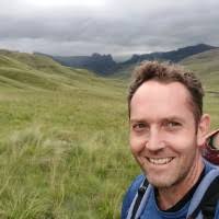 100+ perfiles de «Stott»