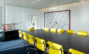 Saxo bank is privately owned, and kim furnys, lars sier christensen, and tpg capital own the majority shares of the company. Saxo Bank Headquarters Copenhagen Office Snapshots