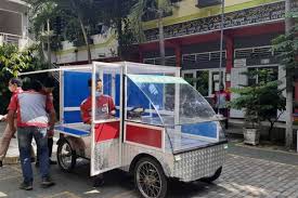 Speaker toa elsem buat jualan keliling bisa rekam 240 detik suara: Mobil Listrik Akrilik Kereta Cinta Siswa Smk Untuk Pedagang Keliling