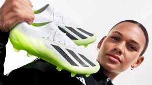 Healthy' girl, 4, 'who touched lives' dies suddenly and doctors can't work  out why