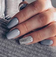 Mismatched Blue Grey And Silver Nails Mismatched Nail Designs Winter Nails Winternails Designs Mismatched Neutral Nails Silver Nails Bridesmaids Nails