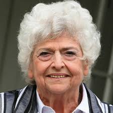 Penny Ewing's Instagram, Twitter & Facebook