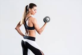 女性のためのダンベル筋トレ決定版！ダイエットを成功させる基本とトレーニング