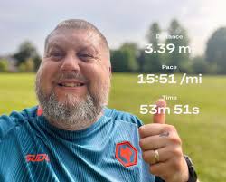 Running app that stops tracking at a set distance?