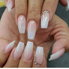 Glitzer über das weiss auftragen. White Baby Boomer Glitter Ombre Nails Glitter Ambre Nails Red Acrylic Nails