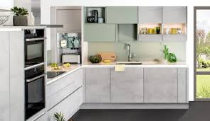 Amenager Petite Cuisine Astuces Pour Gagner De La Place Rangement Petite Cuisine Amenagement Petite Cuisine Cuisine Moderne