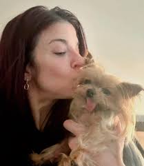 Anyone have experience with a neurologist who takes an integrative,  holistic approach? Not medications alone, but also nutrition, lifestyle,  and mind/body insight?