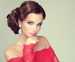 If you're looking to make a statement at your next wedding appearance, this look will exude elegance. The Top 10 Pageant Hairstyles And What They All Have In Common