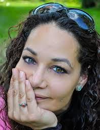 April Gochenour's Instagram, Twitter & Facebook