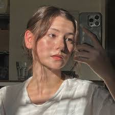 Akari Taylor's Instagram, Twitter & Facebook