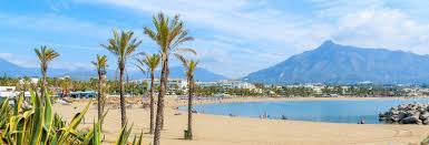 Wetterkarte in marbella mit der auswahlmöglichkeit wolken, niederschläge, wind und wetter in marbella. Mietwagen Marbella Hertz