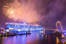 You'll love checking out all the delightful surprises msc grandiosa has to offer. Grosse Taufshow In Hamburg So Sieht Es An Bord Der Msc Grandiosa Aus