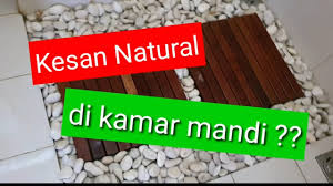 10+ contoh gambar tempat wudhu dalam rumah minimalis. Kesan Natural Di Kamar Mandi Dengan Batu Koral Putih Dan Kayu Decking Youtube