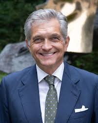 Dr. Bimal Desai from @childrensphila, one of the co-directors of this  week's seminar, shares his thoughts about the importance of medical  informatics for clinicians. 💻🩺 #openmedicalinstitute  #medicinebeyondborders #medicalinformatics