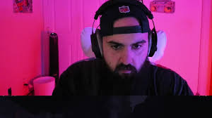 Adja Sow (@adja.sow44) ÉLŐ adásban van