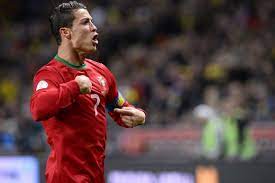 Cristiano ronaldo atingiu, diante de andorra, a marca das 100 vitórias ao serviço da seleção nacional, um registo inédito por portugal. Cristiano Ronaldo O Super Heroi Cronica De Jogo Publico