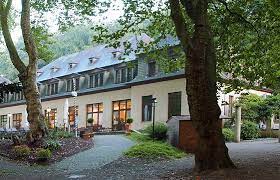 At hotel haus hohenstein, guests have access to free wifi in public areas, a terrace, and laundry facilities. Hotel In Witten Bei Dortmund Ubernachten Im Sudlichen Ruhrgebiet